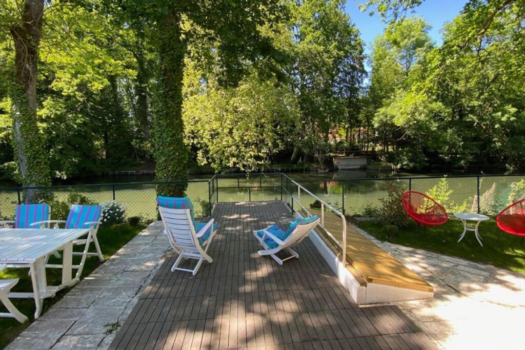 Loire Nature, Proche De La Ville Orleans Exterior photo